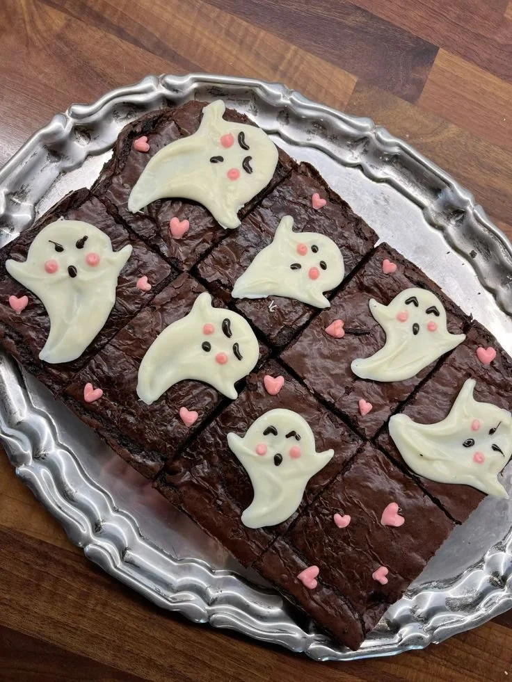 Delicious spooky Halloween brownies decorated for Halloween treats